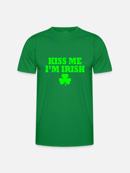 Kiss me im irish - Men's Functional T-Shirt - kelly green