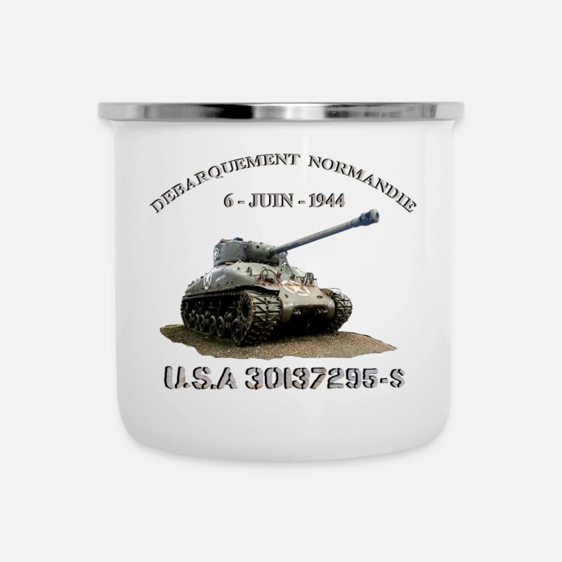 LANDING NORMANDY Louis RUNEMBERG © Adagp - Camper Mug - white