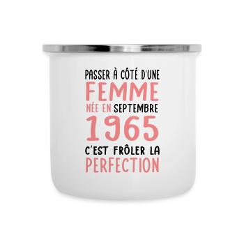 Anniversaire 60 ans - Née en Septembre 1965 - Tasse émaillée - blanc - Devant