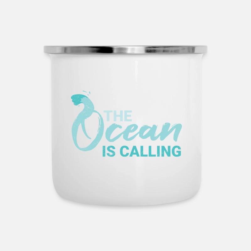 The Ocean Is Calling Surffer Plongeur Idée cadeau - Tasse émaillée - blanc