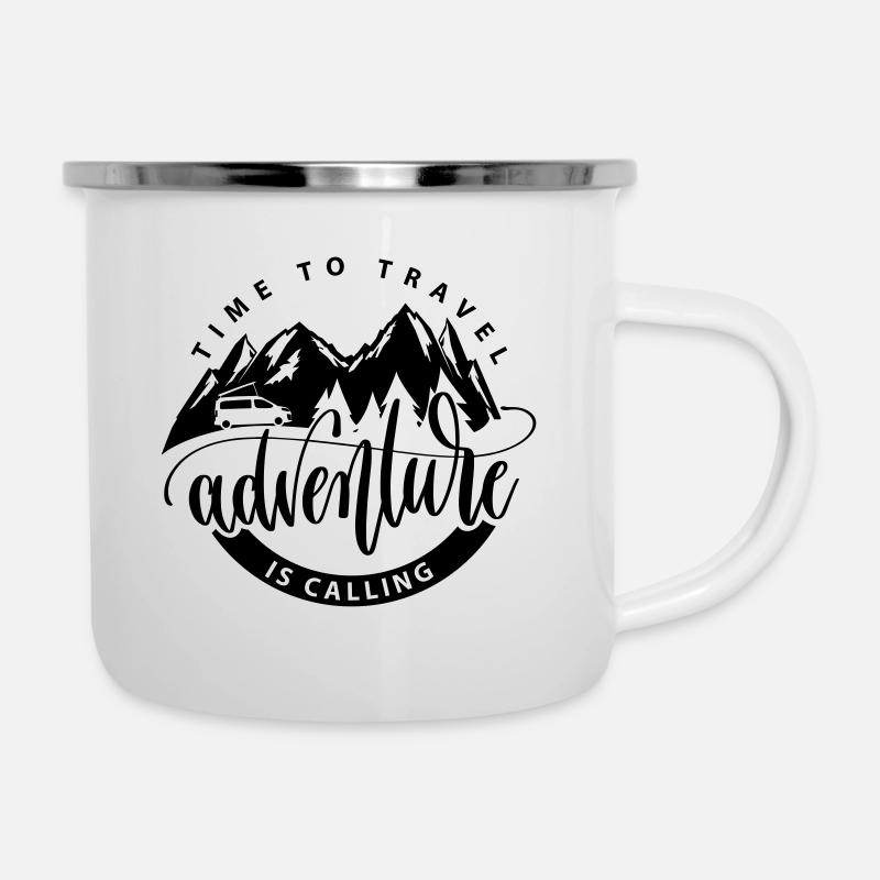 Adventure is comming Vanster T-Shirt - Emaille-Tasse - Weiß
