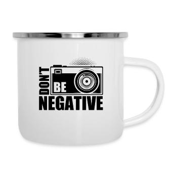 Fotografie - Emaille-Tasse - Weiß - Rechts