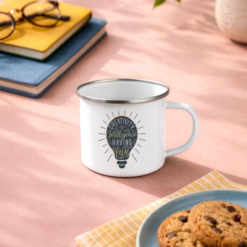 Creativity Is Intelligence Having Fun Emaille-Tasse