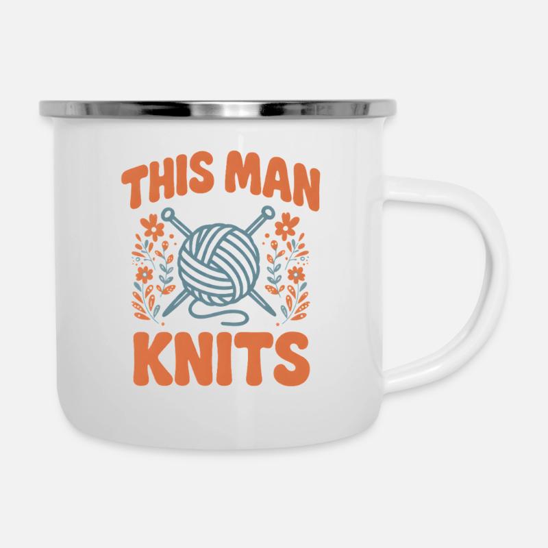 Denne mannen strikker | Herrepinner i ull - Emaljekopp - hvit