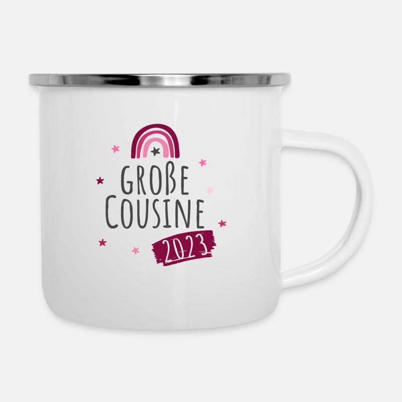 Große Cousine 2023 Regenbogen - Emaille-Tasse - Weiß