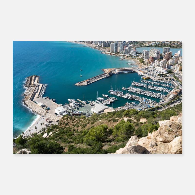 Mittelmeerküste und Hafen in Calpe 2 Poster 90x60 cm
