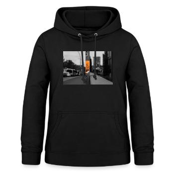 Antifa Sticker - Sweat à capuche Femme - noir - Devant - AI Model Female 172 light (172cm)