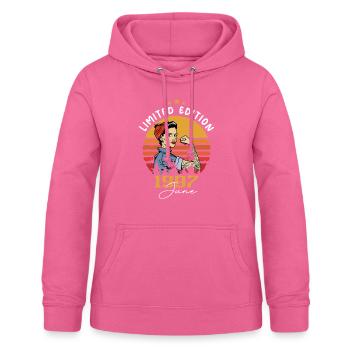 Millésime 1997 - Né en Juin 1997 - Sweat à capuche Femme - rose - Devant - AI Model Female 172 light (172cm)