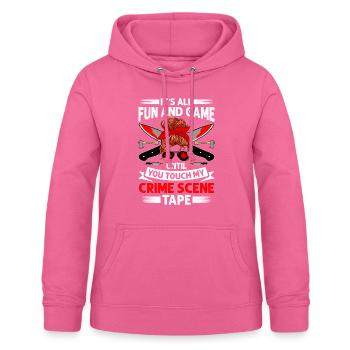 True Crime - Frauen Hoodie - Pink - Vorne - AI Model Female 172 light (172cm)