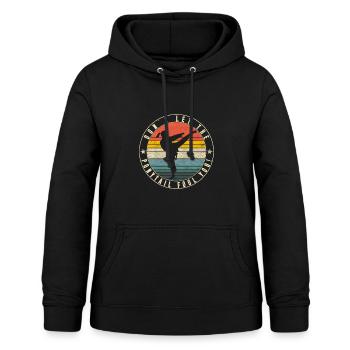 Lassen Sie nicht die Ponytail Fool You, Karate Girl - Frauen Hoodie - Schwarz - Vorne - AI Model Female 172 light (172cm)