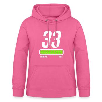 33 ans d’anniversaire Félicitations - Sweat à capuche Femme - rose - Devant - AI Model Female 172 light (172cm)