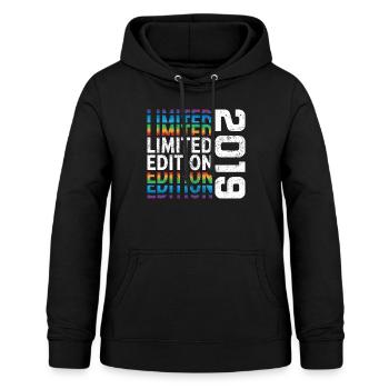 Edition Limitée 2019 - Sweat à capuche Femme - noir - Devant - AI Model Female 172 light (172cm)