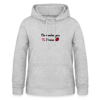 Ramene pas ta fraise ! - Sweat à capuche Femme - gris clair chiné - Devant - AI Model Female 172 light (172cm)