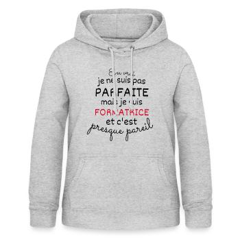 En Vrai Pas Parfaite Mais Formatrice - Sweat à capuche Femme - gris clair chiné - Devant - AI Model Female 172 light (172cm)
