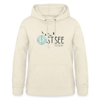 Ostseeliebe - Meerverliebt - Ostsee Shirt - Frauen Hoodie - Vanille-Milchshake - Vorne - AI Model Female 172 light (172cm)