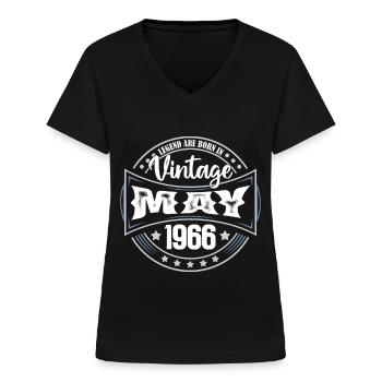 Mai 1966. Geburtstagsgeschenk Mai 1966. Mai - Frauen-T-Shirt mit V-Ausschnitt - Schwarz - Vorne - Lela (165cm)