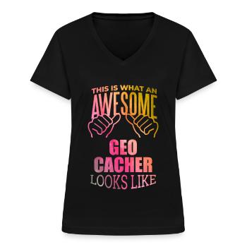Geocache - Frauen-T-Shirt mit V-Ausschnitt - Schwarz - Vorne - Lela (165cm)