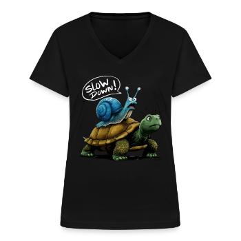 Schnecke reitet Schildkröte Lustige Tierfreunde - Frauen-T-Shirt mit V-Ausschnitt - Schwarz - Vorne - Lela (165cm)