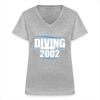 Diver Birthday - Plongée depuis novembre 2002 - T-shirt col V Femme - gris chiné - Devant - Lela (165cm)