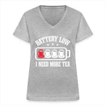 Ich brauche mehr Tee - Frauen-T-Shirt mit V-Ausschnitt - Grau meliert - Vorne - Lela (165cm)