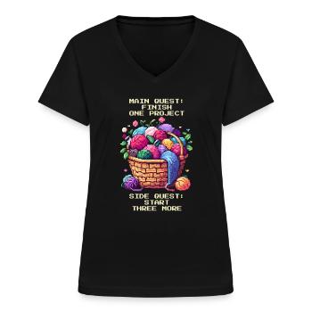 Häkel-Quest: Ein Projekt, drei mehr - Frauen-T-Shirt mit V-Ausschnitt - Schwarz - Vorne - Lela (165cm)