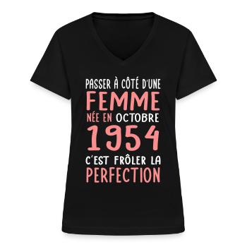 Anniversaire 70 ans - Née en Octobre 1954 - T-shirt col V Femme - noir - Devant - Lela (165cm)