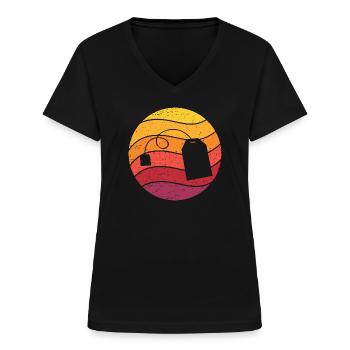 Sachets de thé Retro Style Vintage - T-shirt col V Femme - noir - Devant - Lela (165cm)
