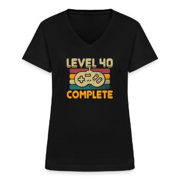 Level 40 Complete 40 Geburtstag Geschenk - Frauen-T-Shirt mit V-Ausschnitt - Schwarz - Vorne - Lela (165cm)