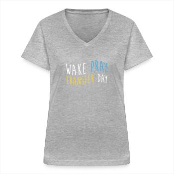 Wake Pray Jour de transfert Chemise Infirmière en dialyse - T-shirt col V Femme - gris chiné - Devant - Lela (165cm)