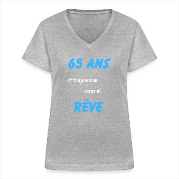 65 ans et toujours un corps de rêve - T-shirt col V Femme - gris chiné - Devant - Lela (165cm)