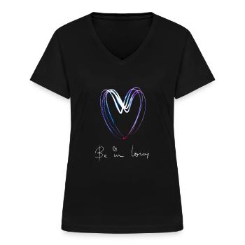 Be in Love - T-shirt col V Femme - noir - Devant - Lela (165cm)