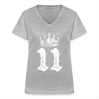 11 Number crown - Women's V-neck T-shirt - sports grey - Front - Lela (165cm)