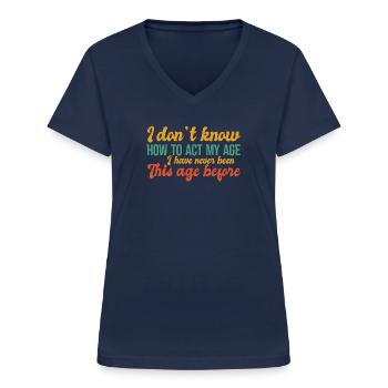 comment me comporter à mon âge - T-shirt col V Femme - marine - Devant - Lela (165cm)