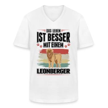 Das Leben ist besser mit einem Leonberger - Männer-T-Shirt mit V-Ausschnitt - Weiß - Vorne - AI Model Male 185 light (185cm)
