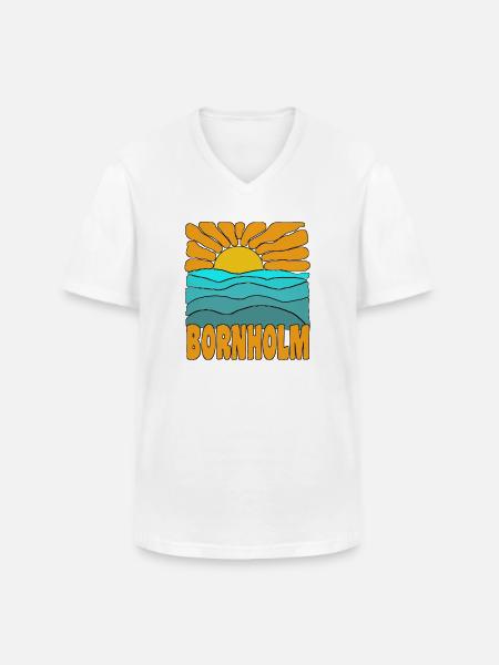 Sol og hav i Bornholm, Danmark - Klassisk herre T-shirt med V-udskæring - hvid