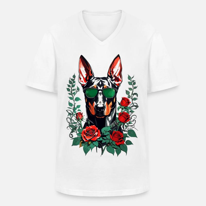 Dobermann mit Rosen - Männer-T-Shirt mit V-Ausschnitt - Weiß