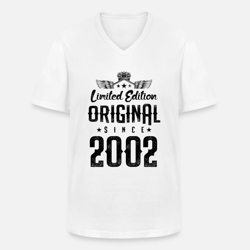 2002 limited edition - Männer-T-Shirt mit V-Ausschnitt - Weiß