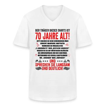 70. Geburtstag lustige Geschenke Männer 70 Jahre - Männer-T-Shirt mit V-Ausschnitt - Weiß - Vorne - AI Model Male 185 light (185cm)