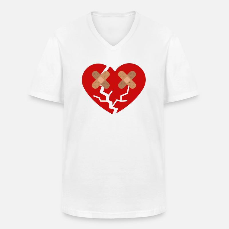 Gebrochenes Herz mit Pflaster - Männer-T-Shirt mit V-Ausschnitt - Weiß