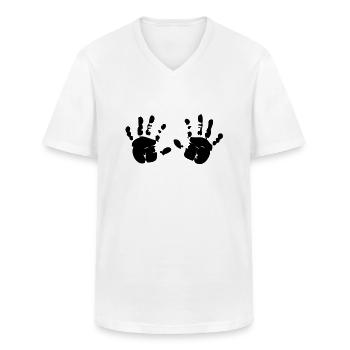 Mains / Seins - T-shirt col V Homme - blanc - Devant - AI Model Male 185 light (185cm)