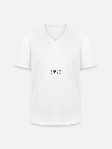 2022 heart symbol - Men's V-Neck T-Shirt - white