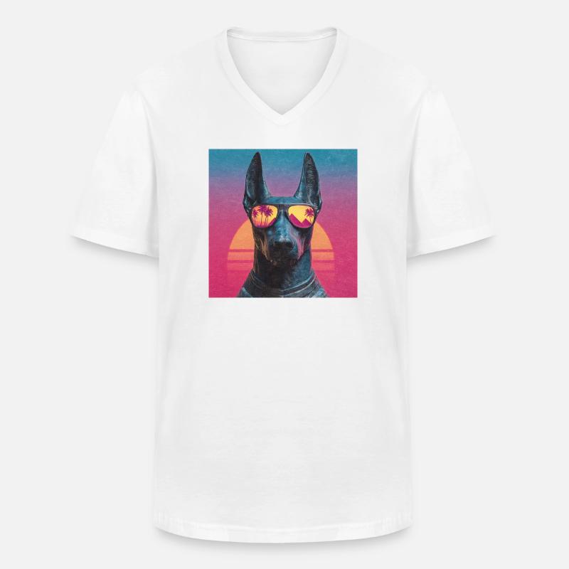Anubis Synthwave - Gott auf Urlaub - Männer-T-Shirt mit V-Ausschnitt - Weiß