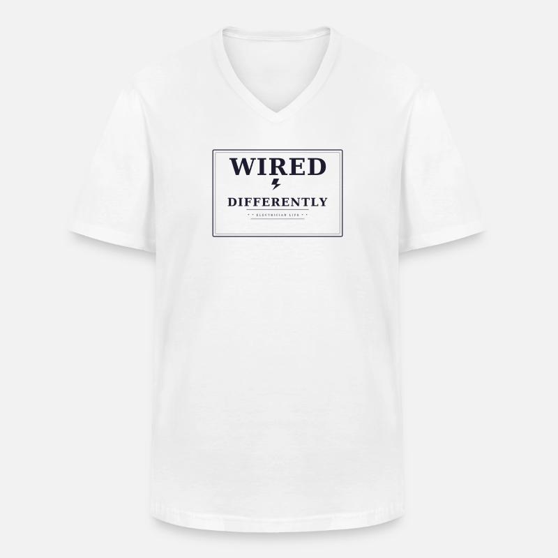 Wired differently - Männer-T-Shirt mit V-Ausschnitt - Weiß