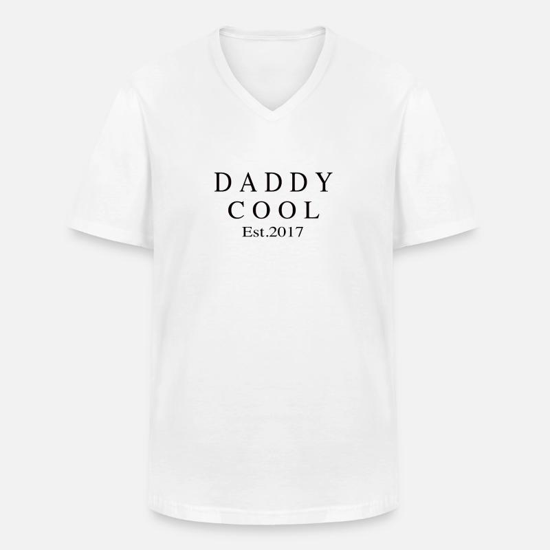 Daddy Cool est 2017 - Männer-T-Shirt mit V-Ausschnitt - Weiß