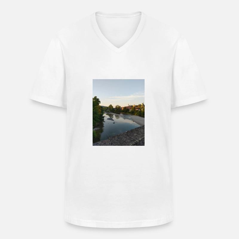 Abendstimmung - Männer-T-Shirt mit V-Ausschnitt - Weiß