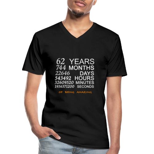 Anniversaire 62 years 744 months of being amazing - T-shirt classique col V Homme