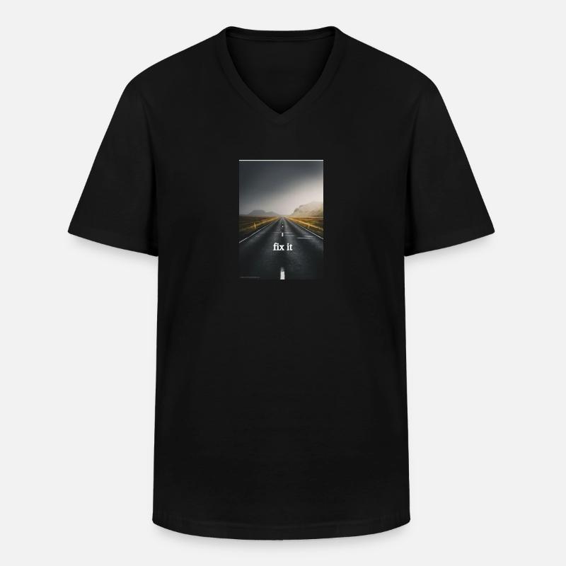 Schwarzwaldfeuer road exit - Männer-T-Shirt mit V-Ausschnitt - Schwarz