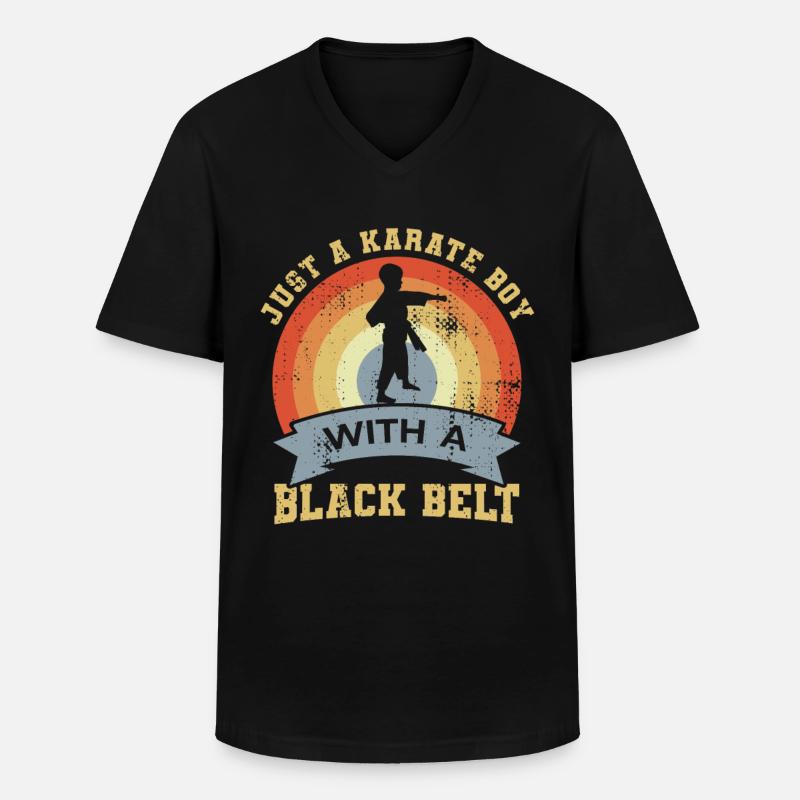 Karate Junge mit schwarzem Gürtel - Männer-T-Shirt mit V-Ausschnitt - Schwarz