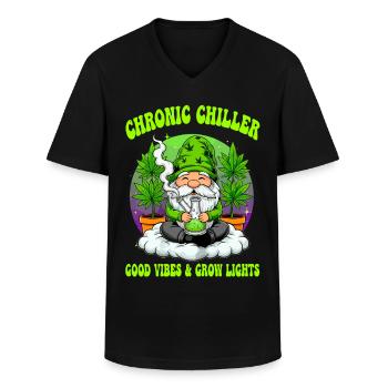 Cannabis Wichtel - Bong Gnom 420  - Männer-T-Shirt mit V-Ausschnitt - Schwarz - Vorne - AI Model Male 178 dark (178cm)