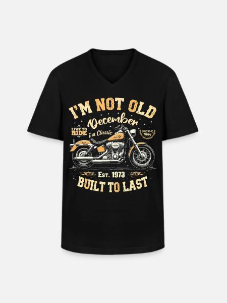 I'm not old December Year of construction 1973 - Men's V-Neck T-Shirt - black